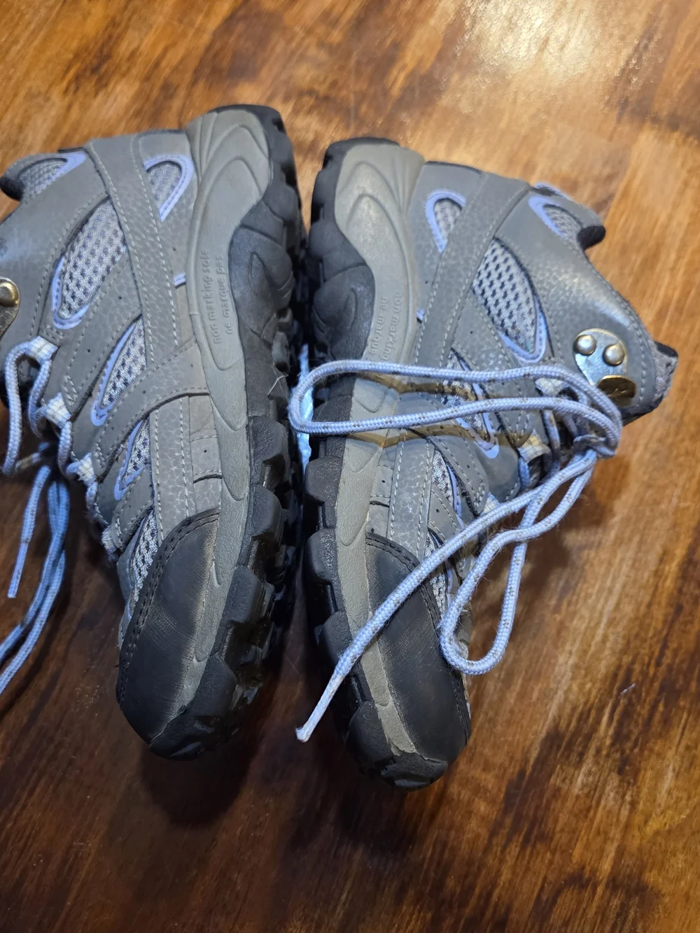 Merrell Moab Mid Waterproof Hiking Boots Big Kid 1.5M Grey Periwinkle Vibram